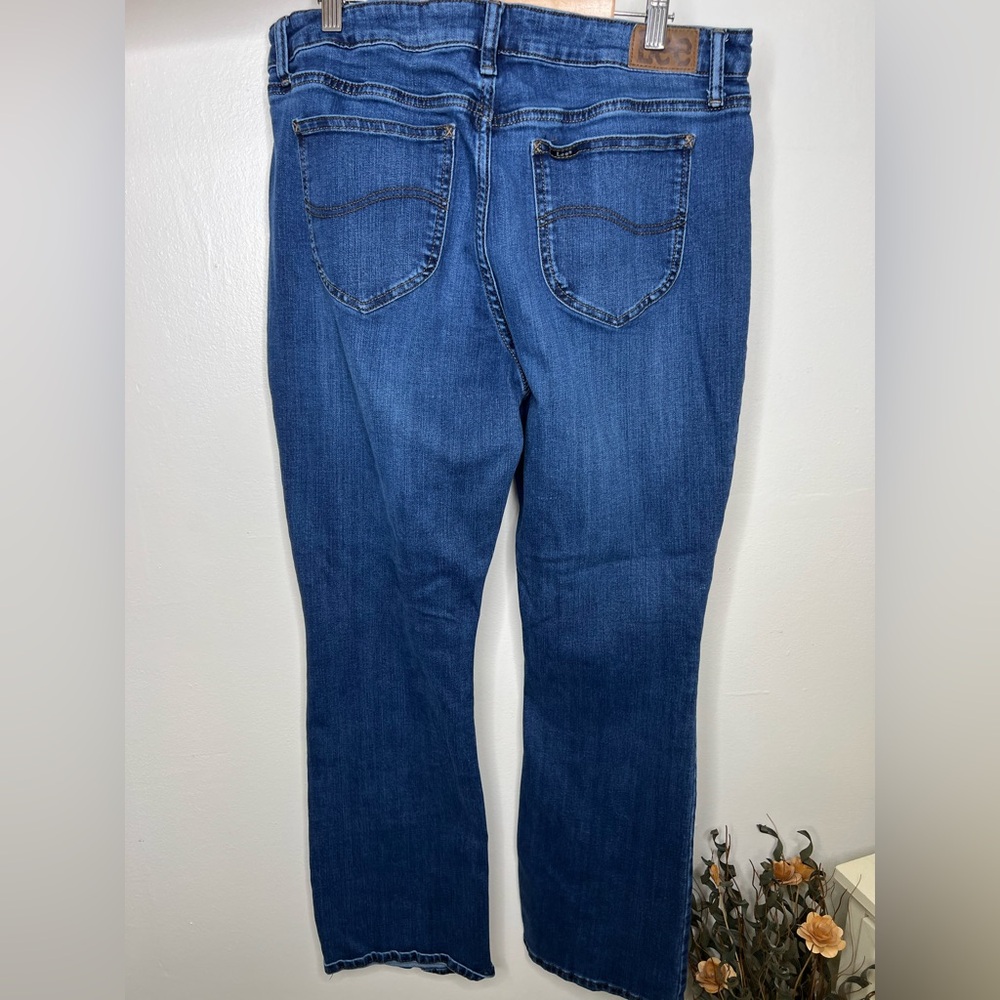 Lee-Boot Cut-Mid Rise Jeans - Picture 4 of 7